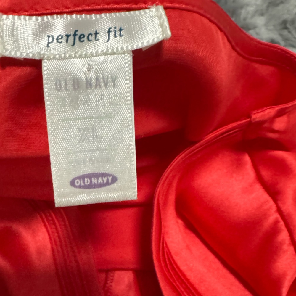 Old Navy Red 100% Silk Short Sleeve Top Womens Size XL Side Zip Button - Picture 6 of 6